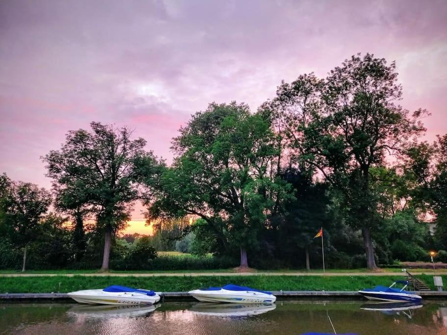 100% Vacation Feeling By The Waterside: Pian'Eau Villa Gent Eksteriør bilde